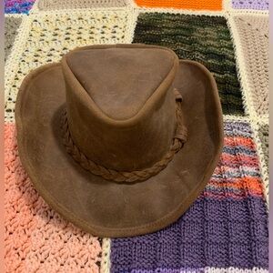 Minnetonka Outback Hat, Size Small, Brown.